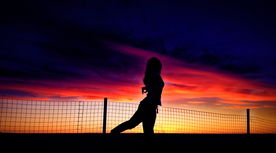 人物剪影轮廓摄影图片