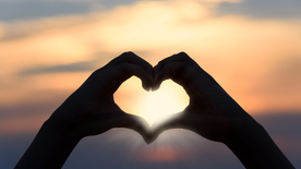 爱心手势心形元素图片