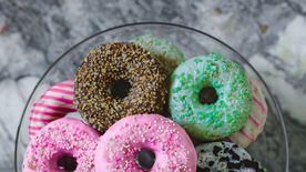 甜甜圈美味烘焙图片