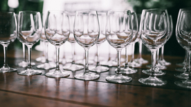 高脚杯红酒杯图片