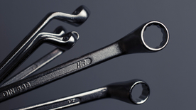 扳手五金工具图片