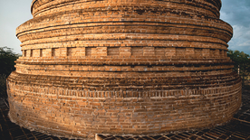 佛塔建筑风景图片