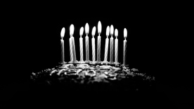 蜡烛烛光火苗图片