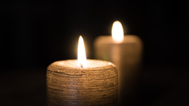 蜡烛烛光火苗图片