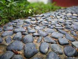 石子路鹅卵石路图片
