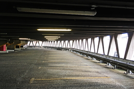 车库停车库图片