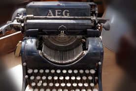 打字机特写图片