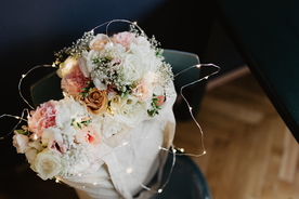 捧花花艺插花图片