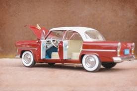 红色高档车模玩具