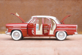 红色高档车模玩具