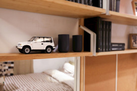 白色高档车模玩具