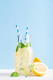 柠檬水海报素材