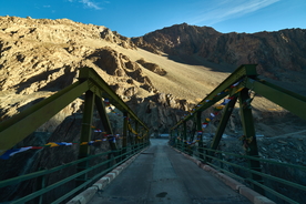 喜马拉雅山风景图片