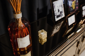 瓶子酒瓶玻璃瓶饮料瓶图片