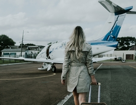 商务机场人物飞机背景素材