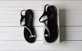 拖鞋人字拖平拖图片