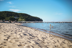 海边栈桥码头栈桥