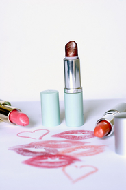 口红化妆品图片