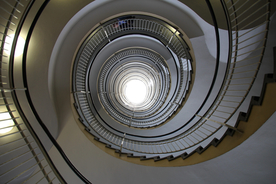 螺旋楼梯旋转楼梯图片