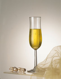 香槟高脚杯