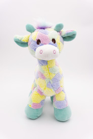 长颈鹿玩偶实物拍摄