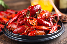 夜宵美食麻辣小龙虾