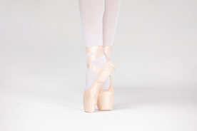 芭蕾女性人物舞蹈背景素材