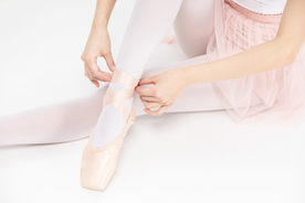 芭蕾舞蹈鞋女性人物背景素材