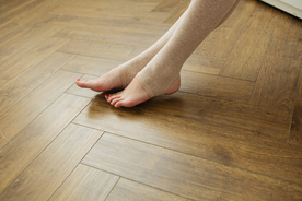 袜子冬季加厚保暖人物女性背景