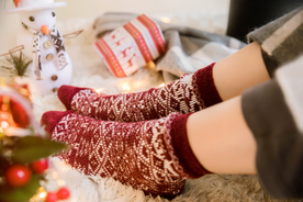 袜子冬季加厚保暖人物女性背景