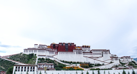 布达拉宫