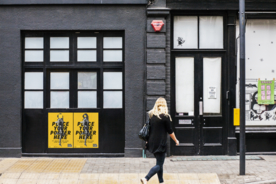 海报样机展示效果