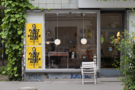 海报样机展示效果