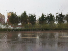 雨季窗外下雨夏季自然背景素材