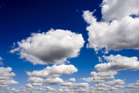 蓝天白云