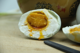 海鸭蛋蛋黄流油鸭蛋