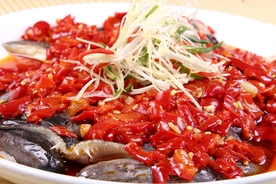 剁椒雅片鱼头