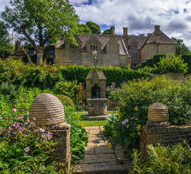 中世纪田园风景摄影图
