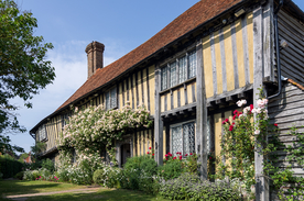 中世纪田园风景摄影图