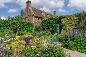 中世纪田园风景摄影图