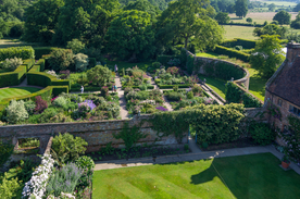 中世纪田园风景摄影图