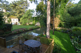 中世纪田园风景摄影图