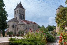 中世纪田园风景摄影图
