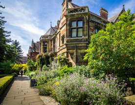 中世纪田园风景摄影图