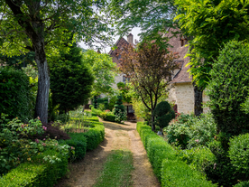 中世纪田园风景摄影图