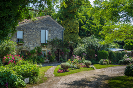 中世纪田园风景摄影图