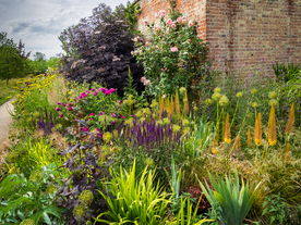 中世纪田园风景摄影图