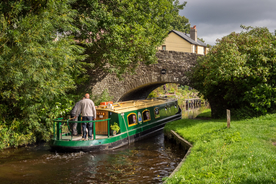 中世纪田园风景摄影图