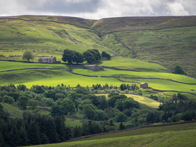 中世纪田园风景摄影图