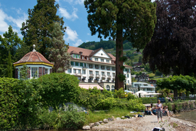 中世纪田园风景摄影图